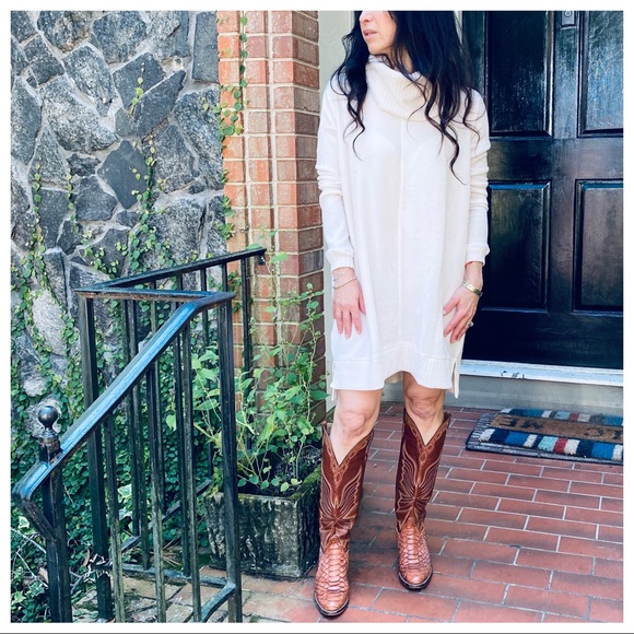 Loose fit off white knit cowl neck tunic sweater - Picture 3 of 11